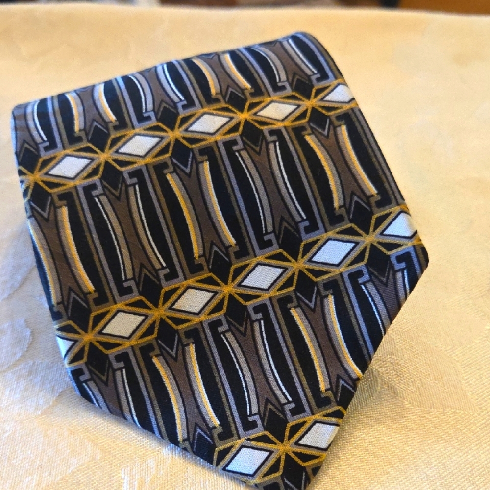 Van Heusen Vintage Necktie